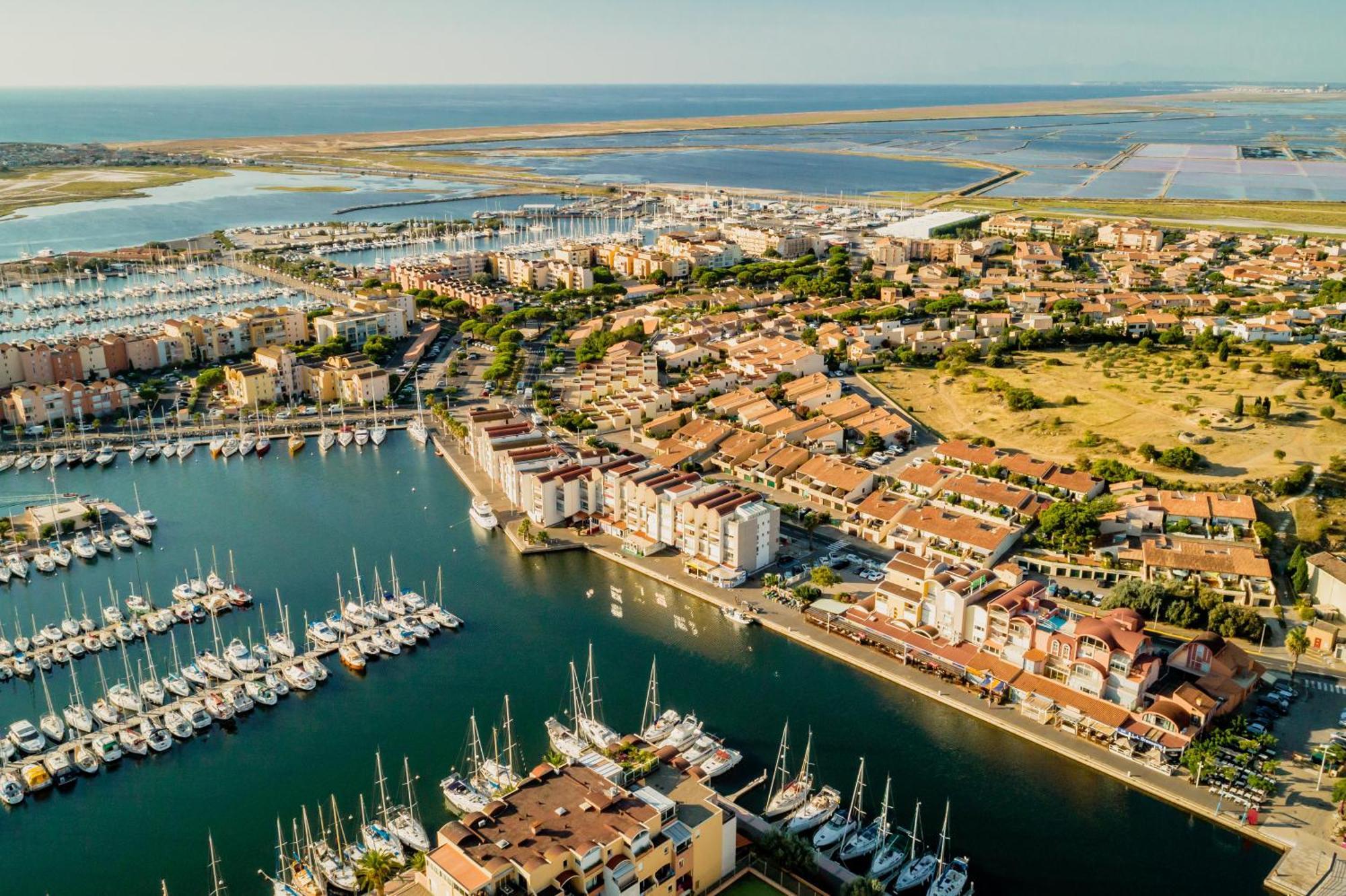 Hôtel Port Beach Gruissan Buitenkant foto